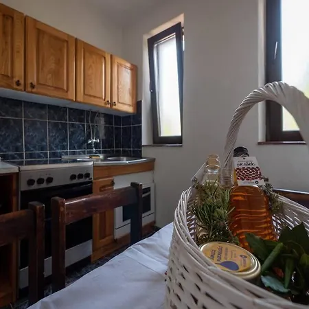 Holiday home Quaint 2 Bedroom