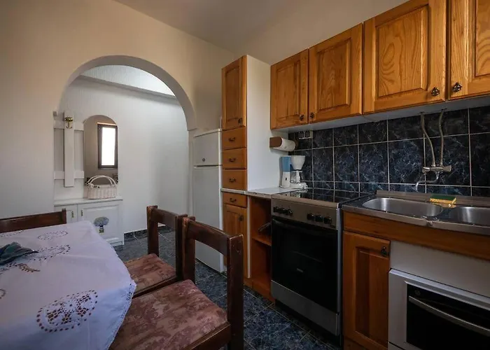 Quaint 2 Bedroom Hébergement de vacances *