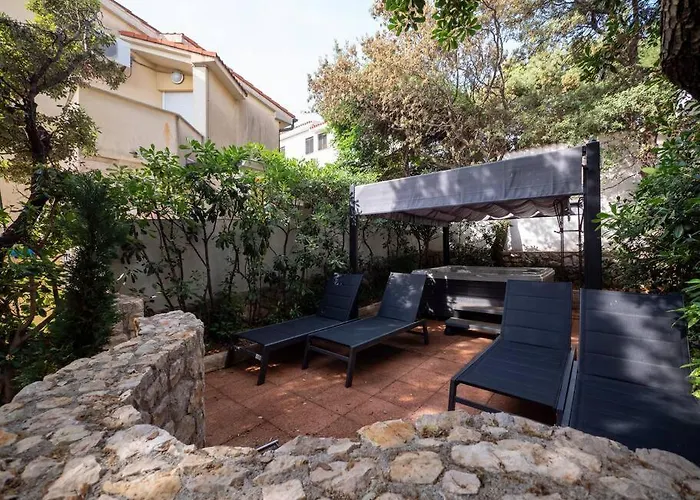 Hébergement de vacances Quaint 2 Bedroom *